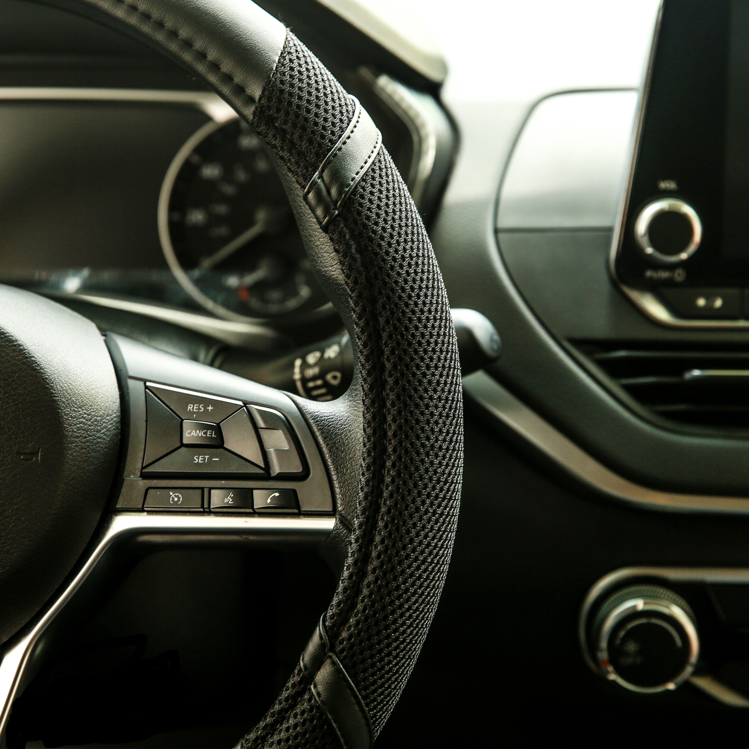 DSV Standard | Black Leather Car Steering Wheel Cover |Breathable, Anti - Slip Odorless | Warm in Winter and Cool in Summer | Genuine Leather Steering Wheel Cover 15'' (37-39 cm)